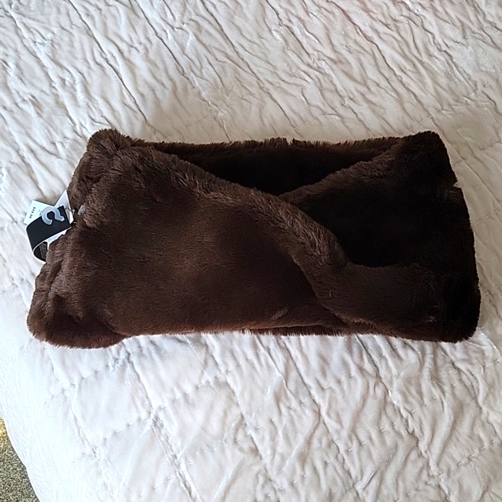 New, Brown, Faux Fur Brown Cowl Scarf